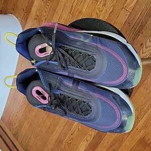 NIKE MENS AIR MAX 2090